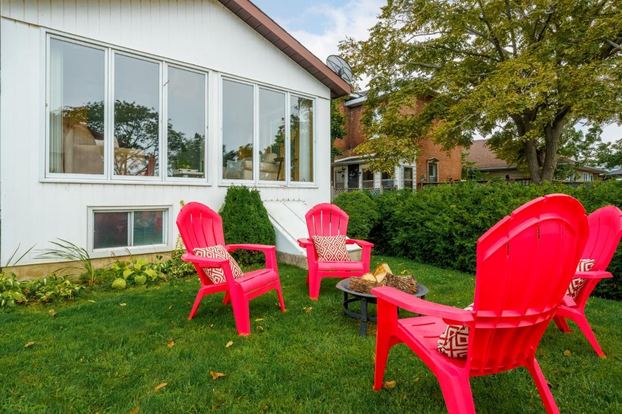 Sunroom On Maple Пиктън Екстериор снимка